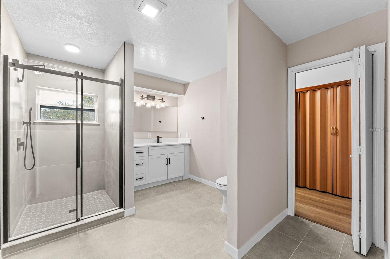 TANGERINE - Residential