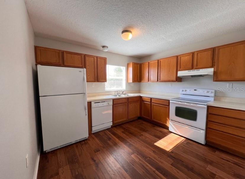 GLEN CREST CONDO - Residential