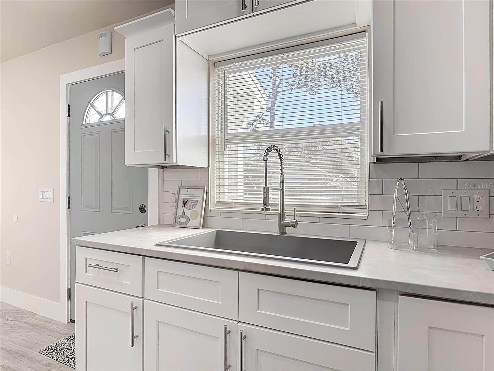 DELAND - Residential