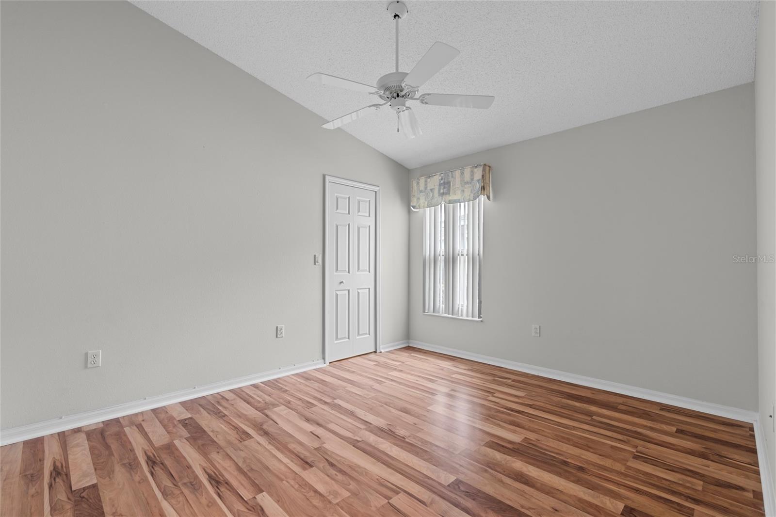 WELLINGTON AT SEVEN HILLS PH 6 - Residential