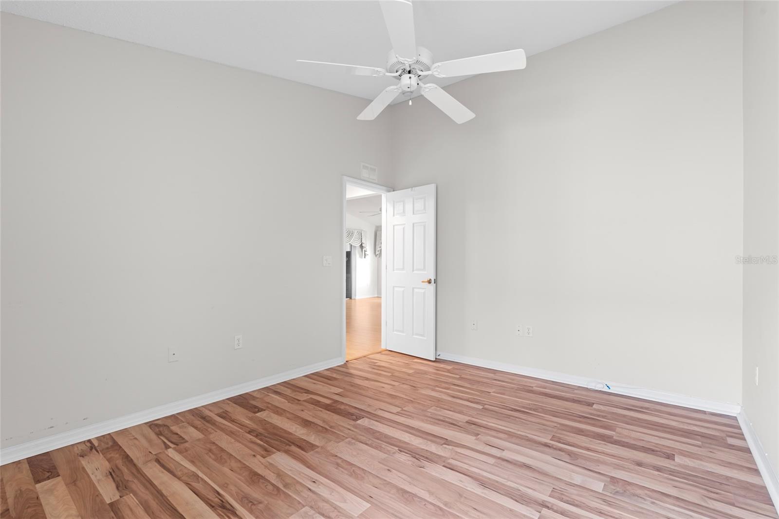 WELLINGTON AT SEVEN HILLS PH 6 - Residential