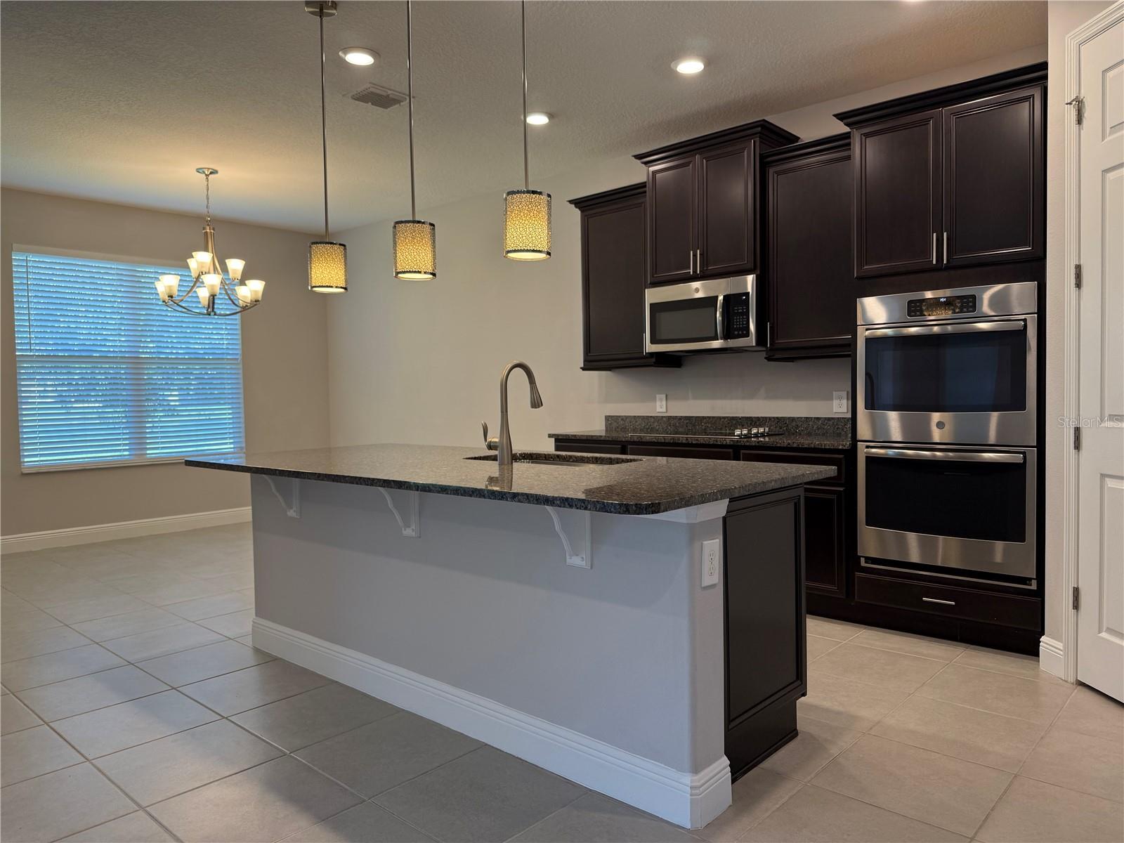 BELLALAGO PH B-2 - Residential