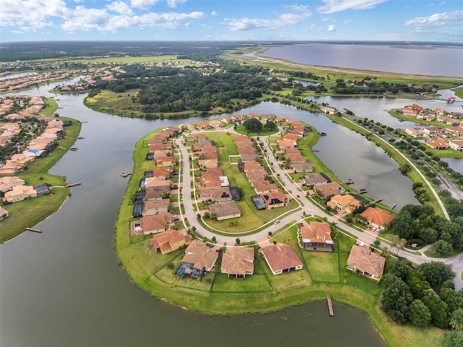 BELLALAGO PH B-2 - Residential