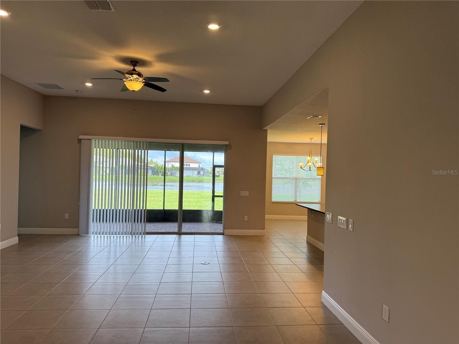 BELLALAGO PH B-2 - Residential