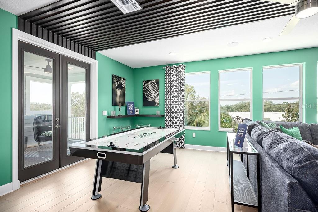 WOLF LAKE RANCH - Residential