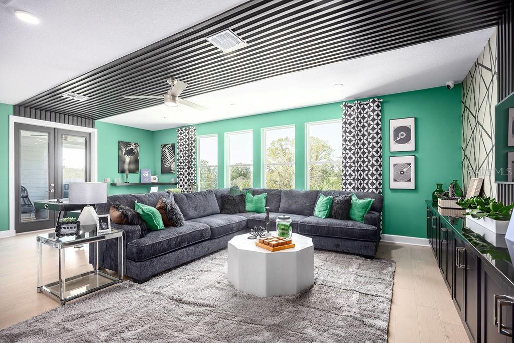 WOLF LAKE RANCH - Residential