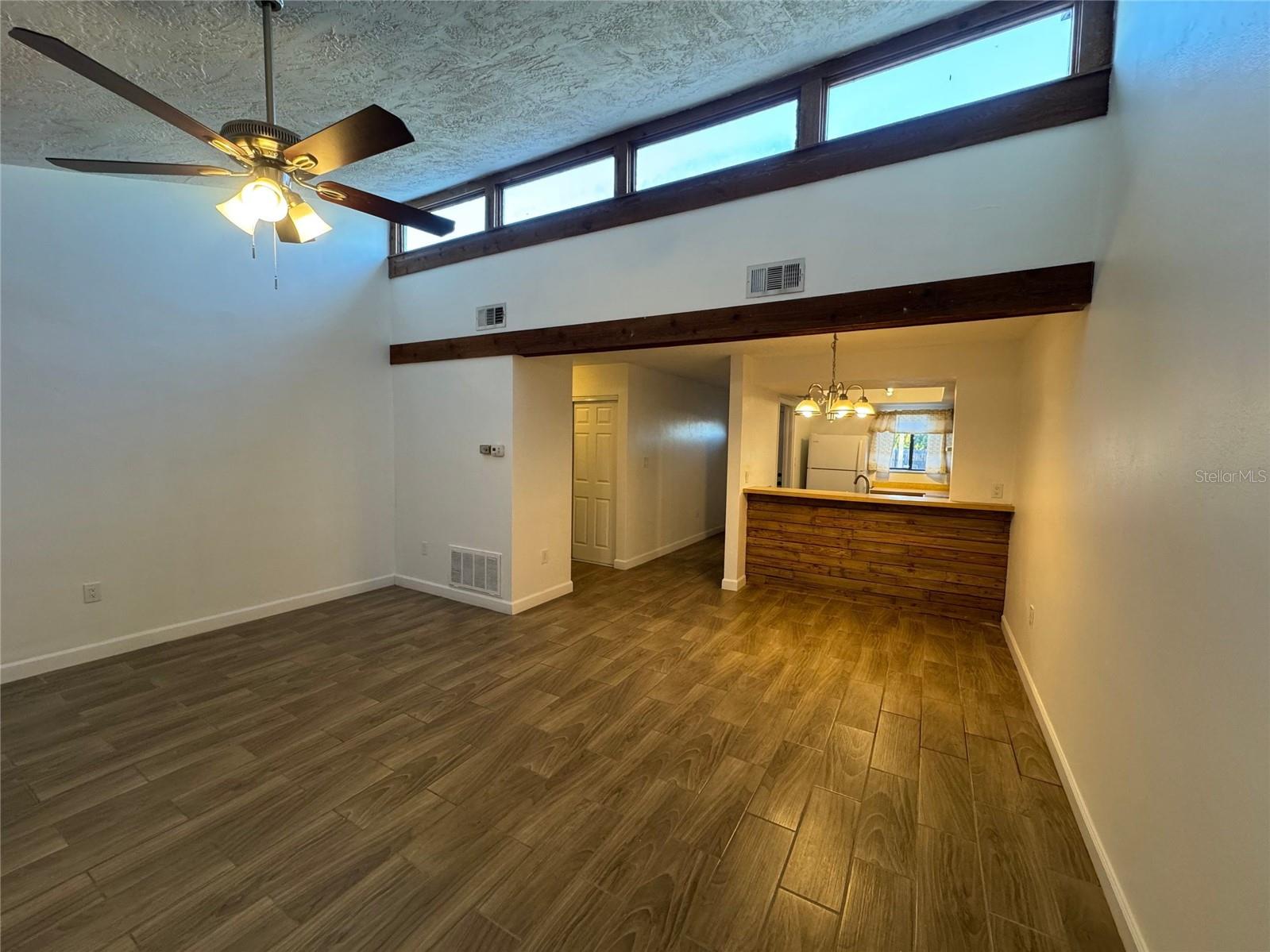 PINEWOOD VILLAS - Residential