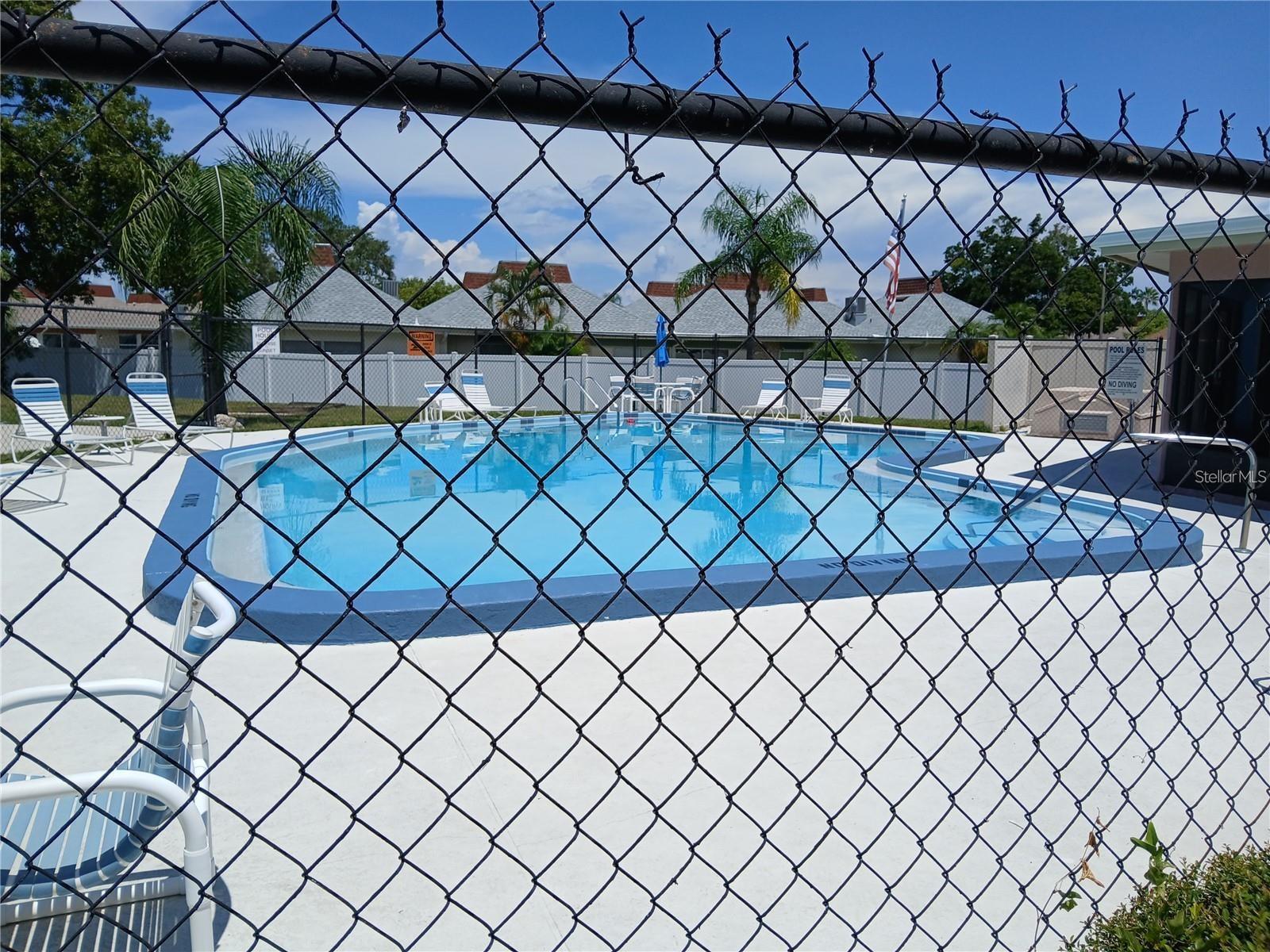 PINEWOOD VILLAS - Residential