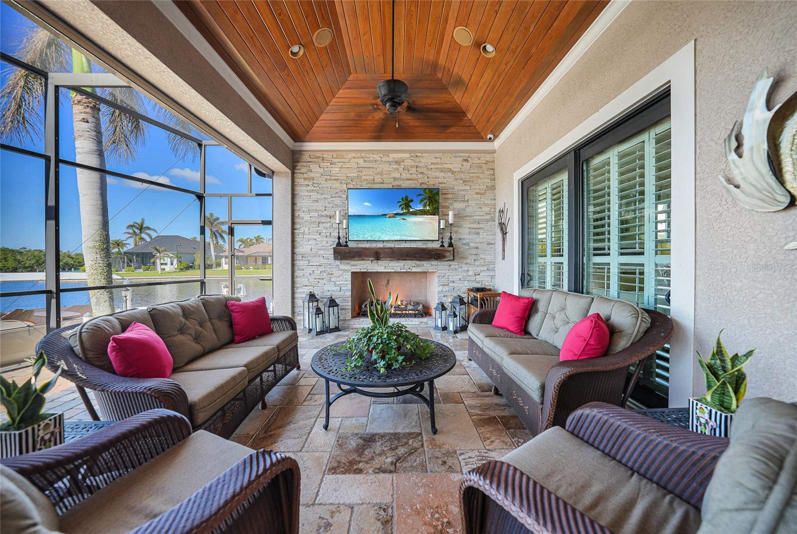 PUNTA GORDA ISLES SEC 12 - Residential