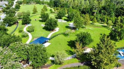 A home in LAND O LAKES