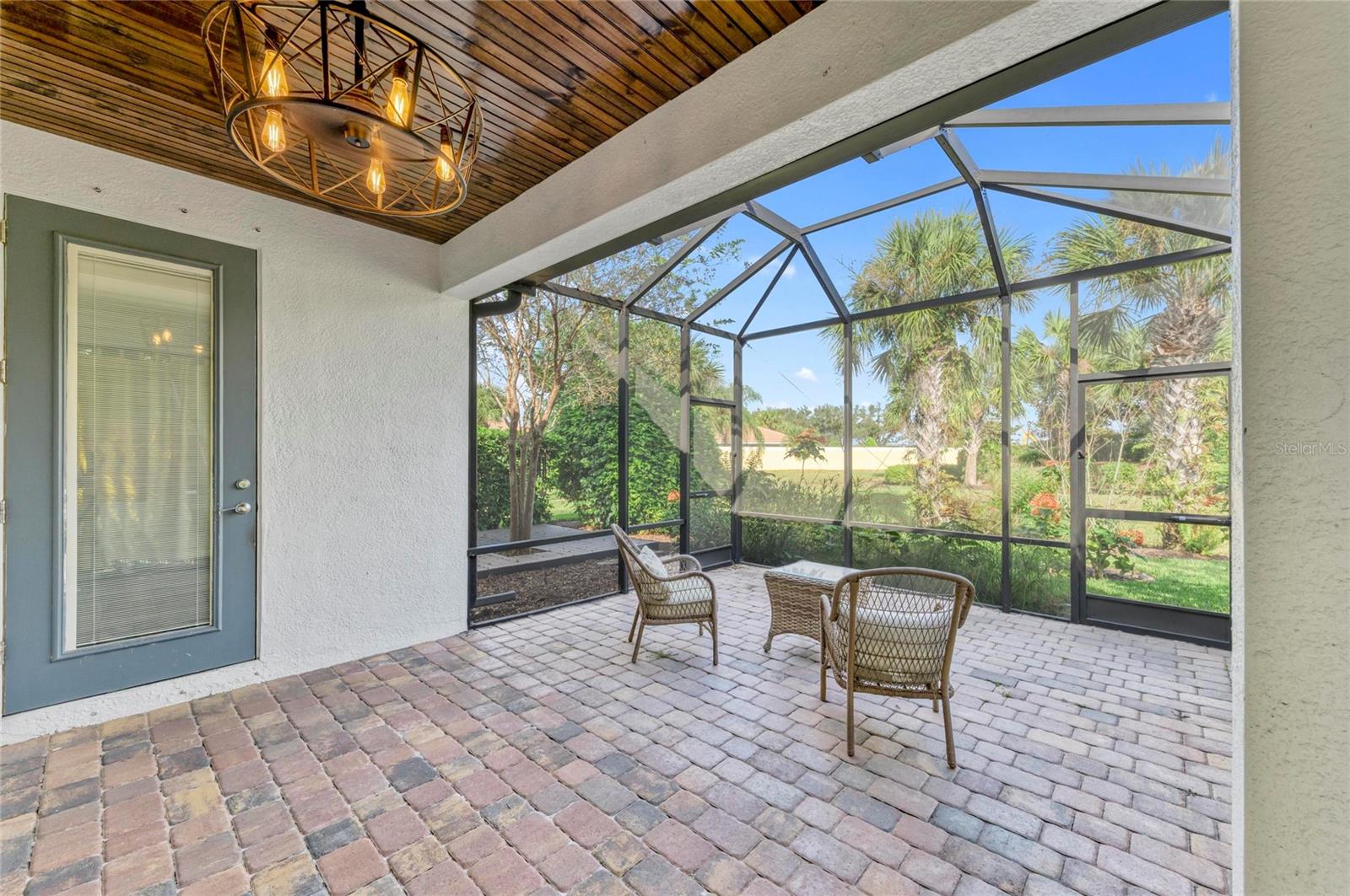 ISLANDWALK AT THE WEST VILLAGE - Residential