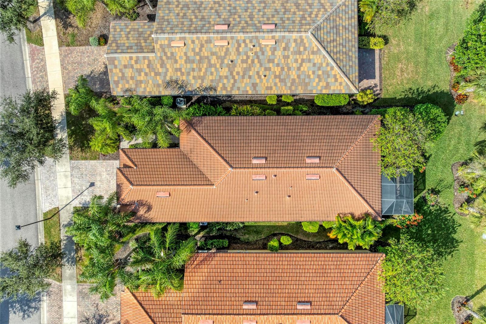 ISLANDWALK AT THE WEST VILLAGE - Residential