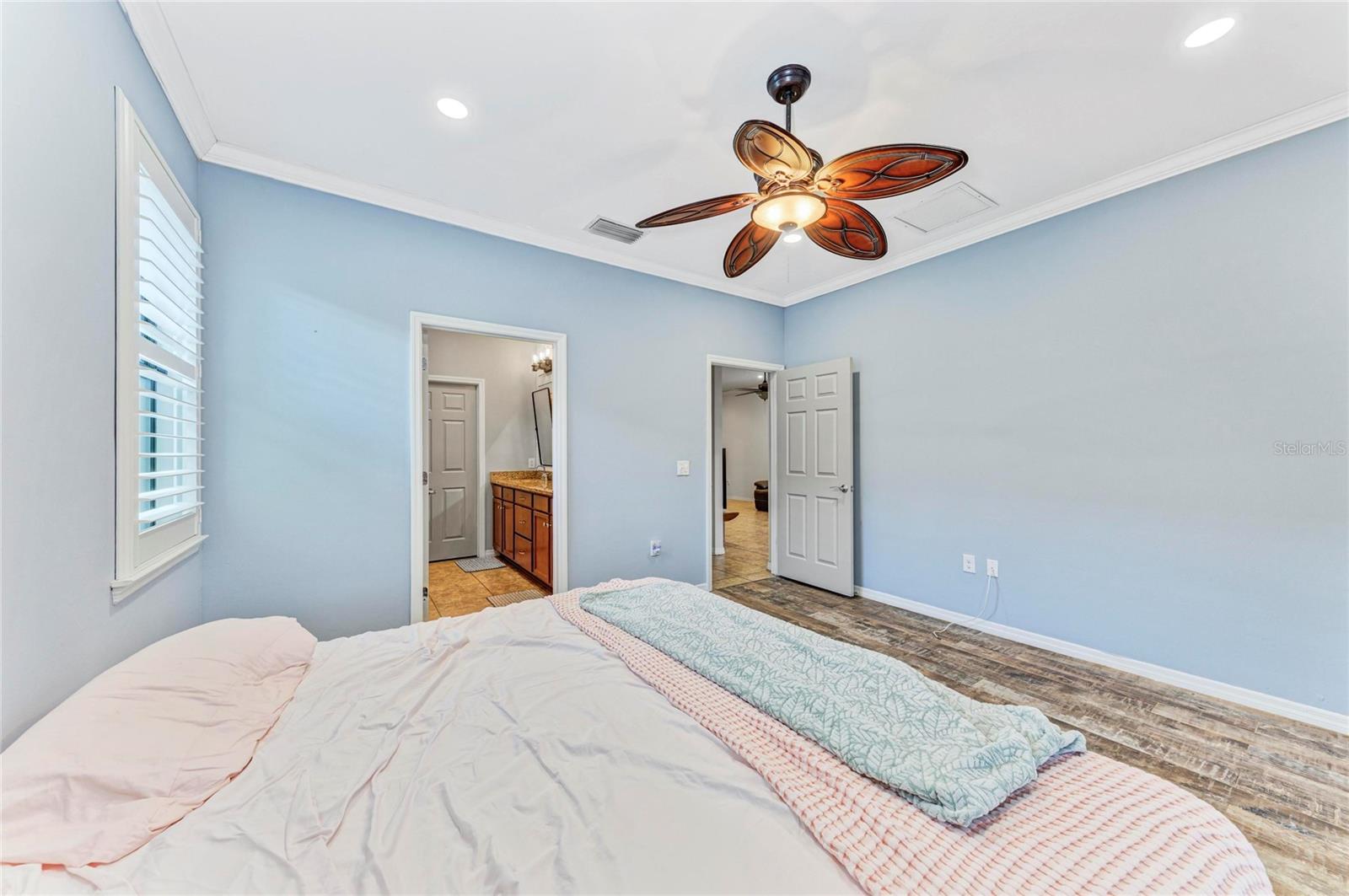 ISLANDWALK AT THE WEST VILLAGE - Residential