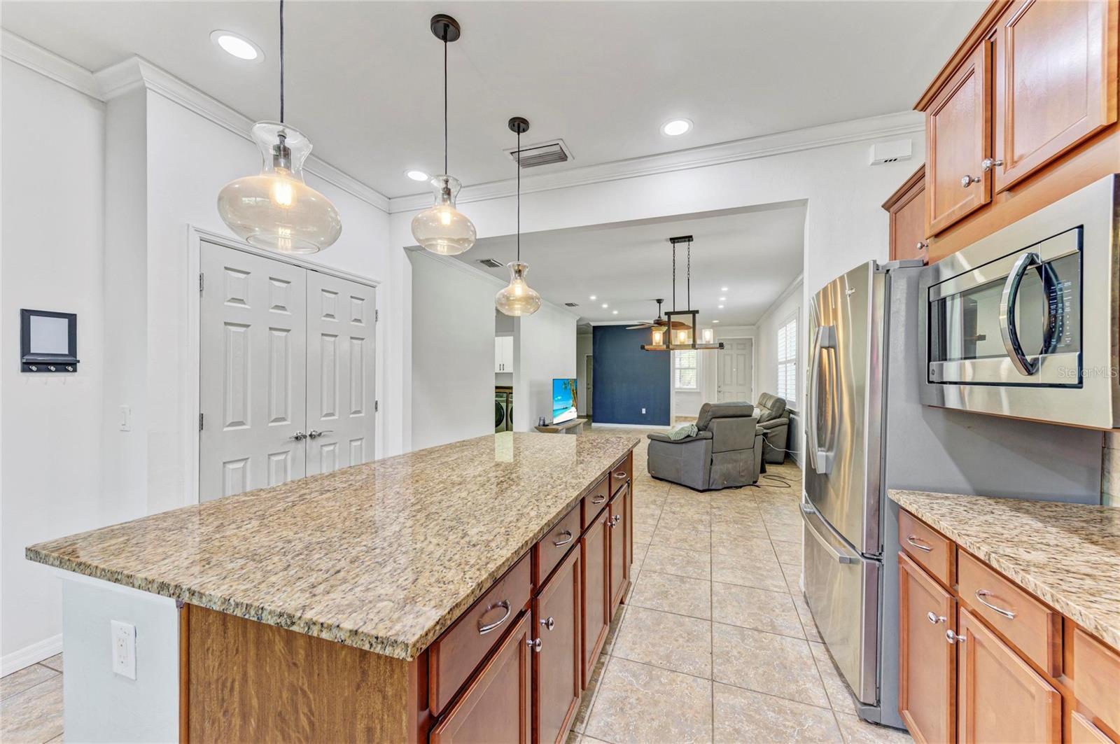 ISLANDWALK AT THE WEST VILLAGE - Residential