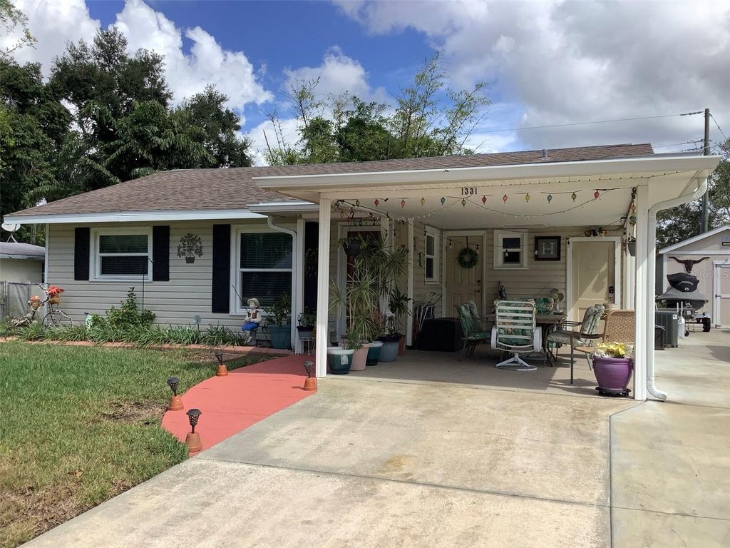 Photo of 1331 S Allendale Avenue, Sarasota, FL 34239 (MLS # A4668118)