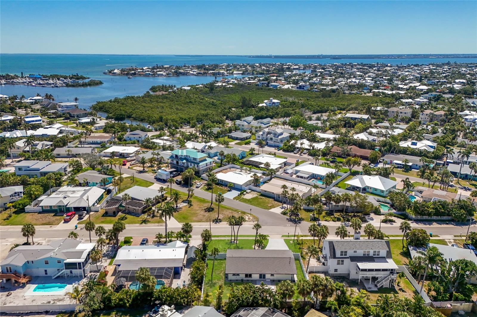 HOLMES BEACH 33RD UNIT - Residential