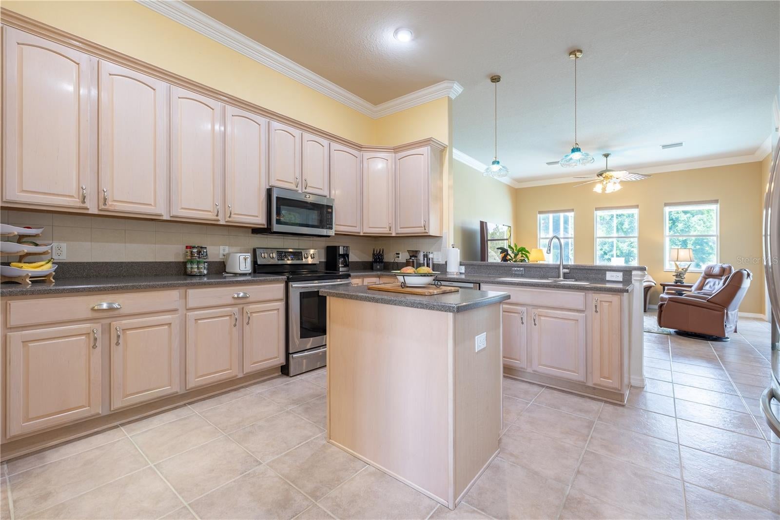 1626 E GATE DANCER CIRCLE