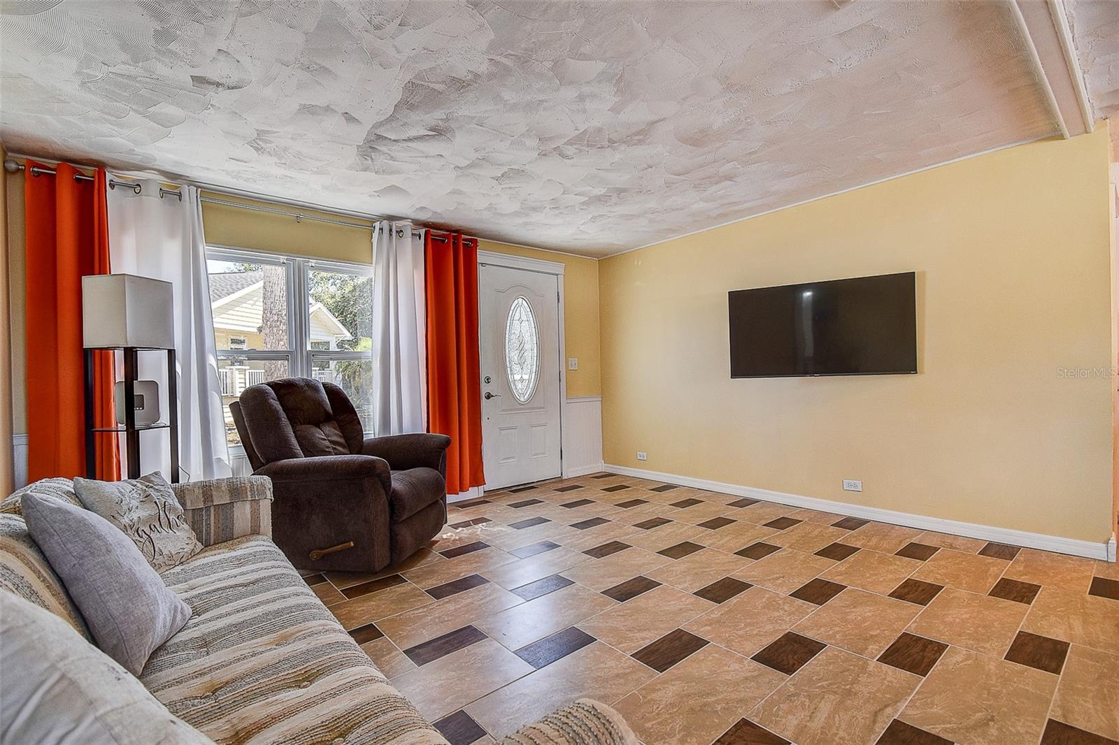 RIVER VILLAGE - Residential