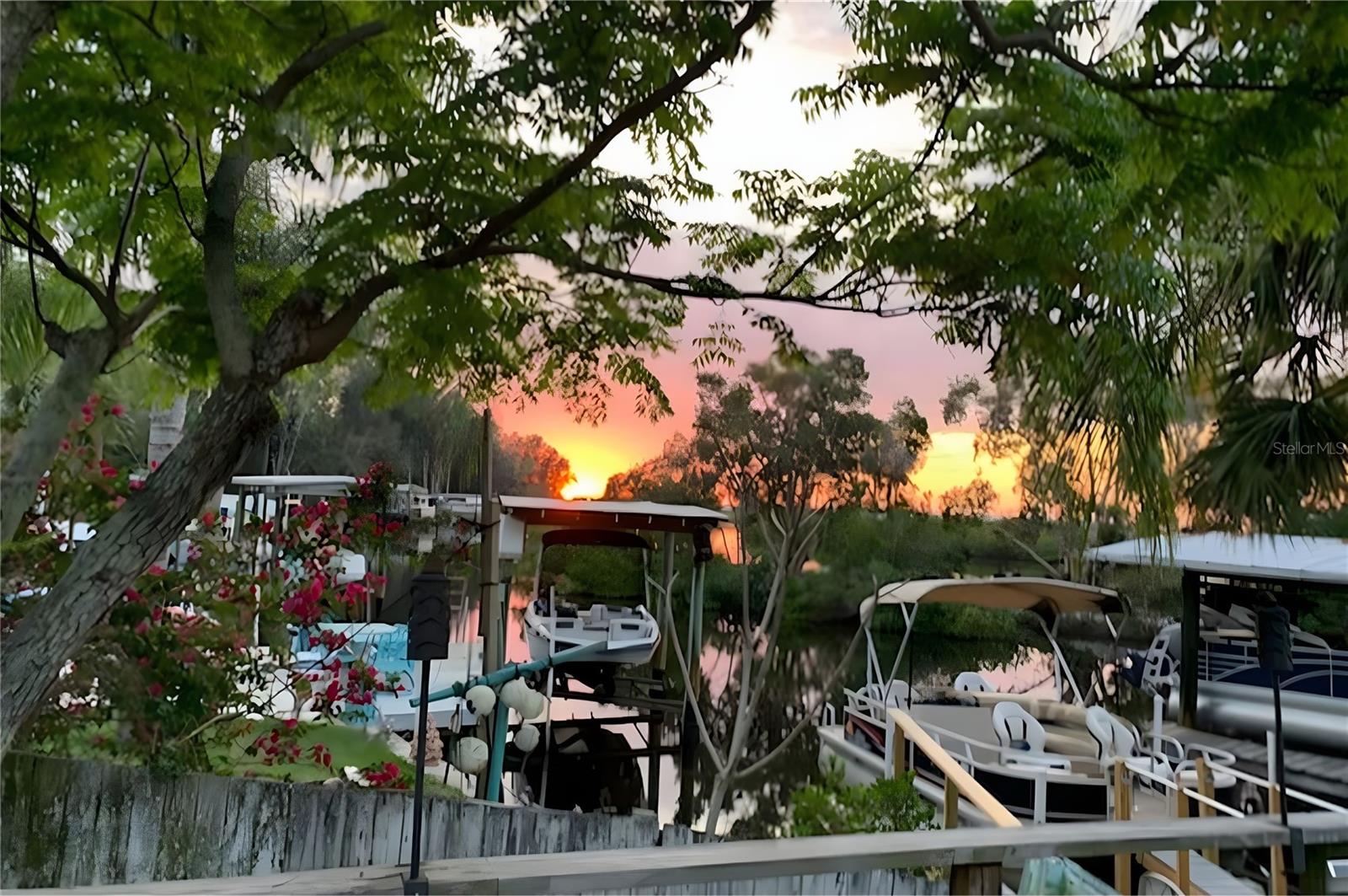 RIVER VILLAGE - Residential