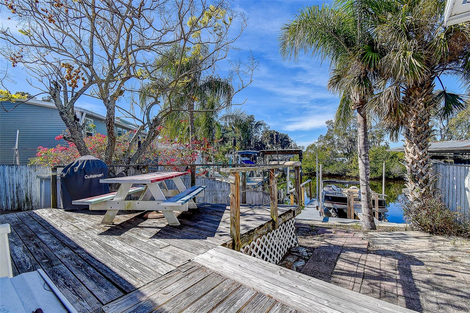 RIVER VILLAGE - Residential