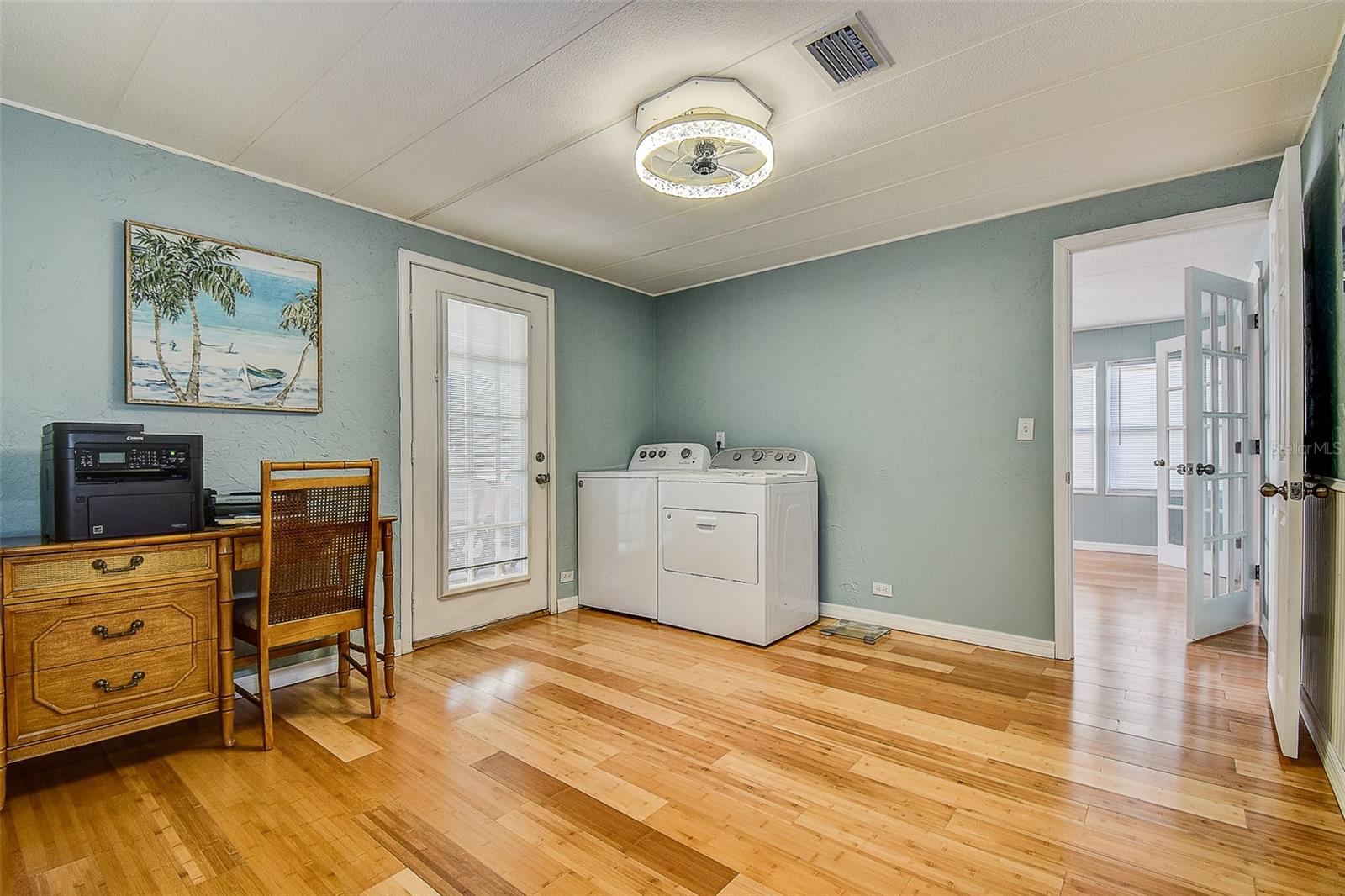 RIVER VILLAGE - Residential