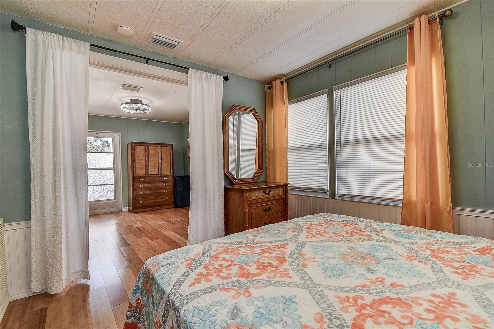 RIVER VILLAGE - Residential