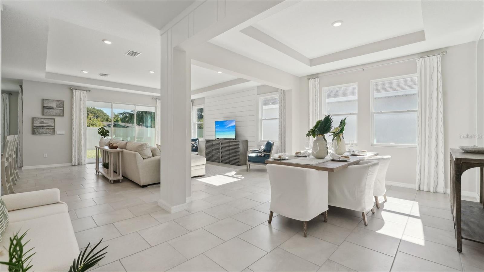 TWO RIVERS - Residential