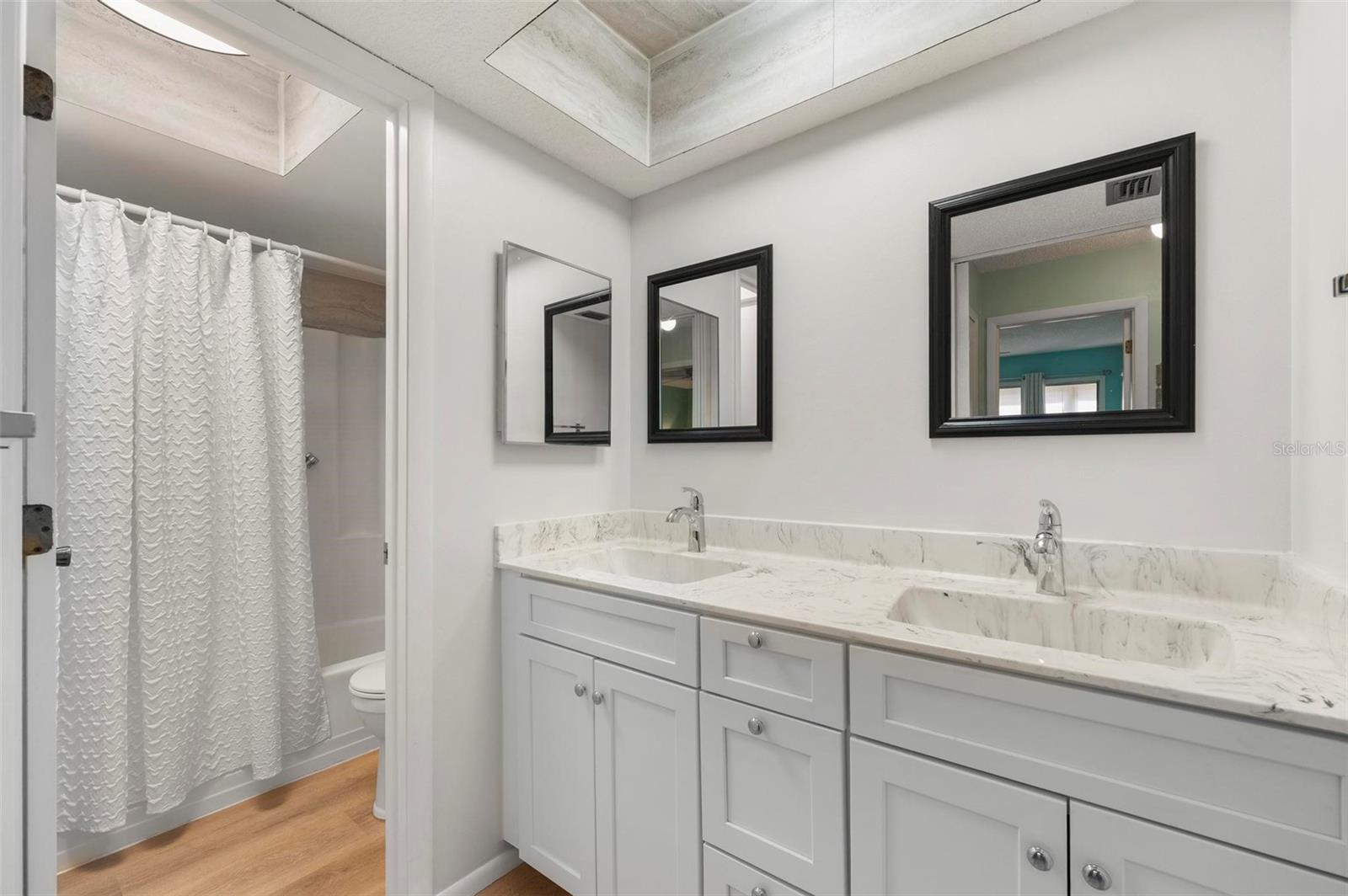 EDGEWATER VILLAGE BLDG H - Residential