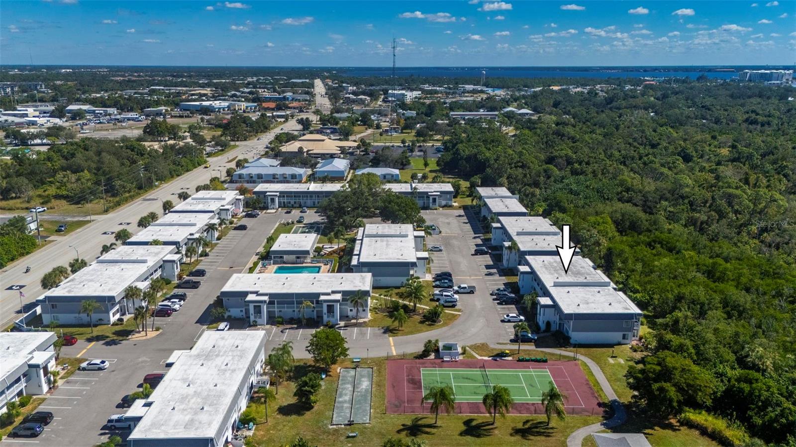 EDGEWATER VILLAGE BLDG H - Residential