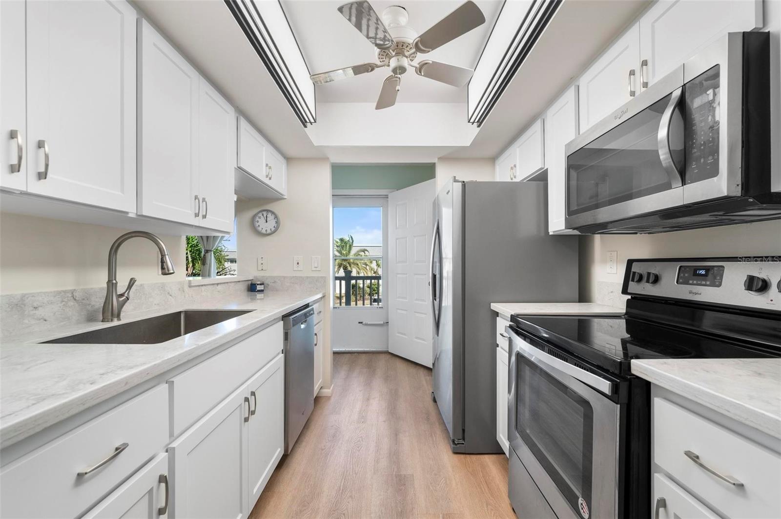 EDGEWATER VILLAGE BLDG H - Residential