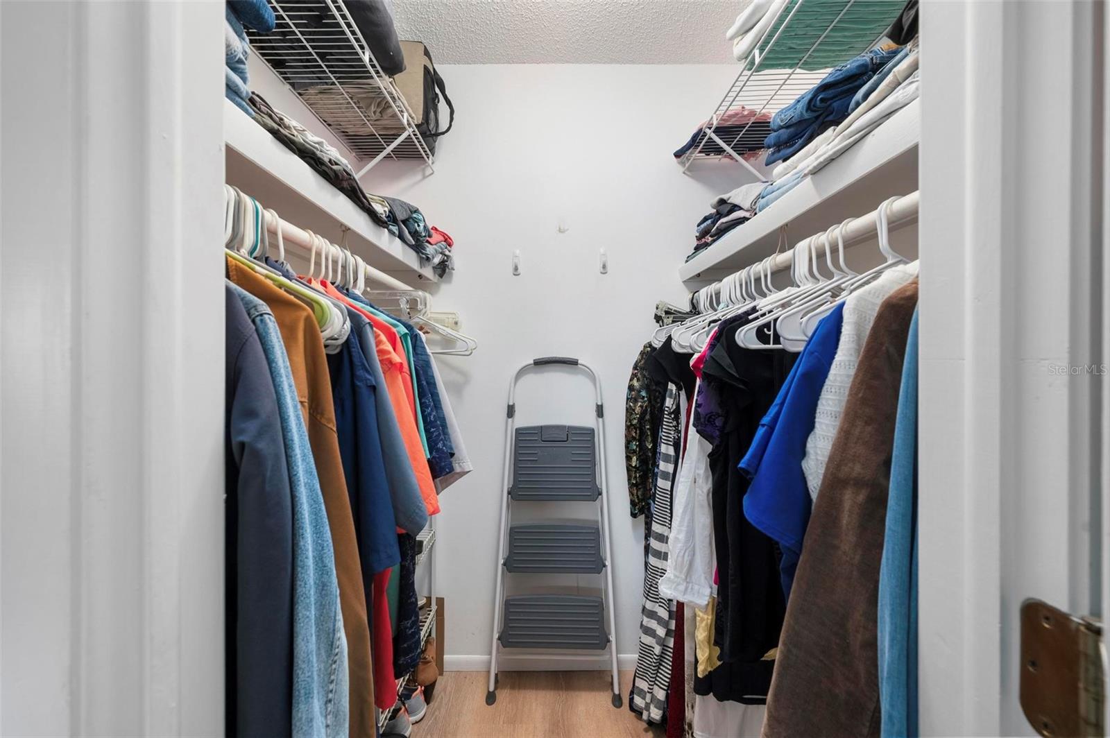 EDGEWATER VILLAGE BLDG H - Residential