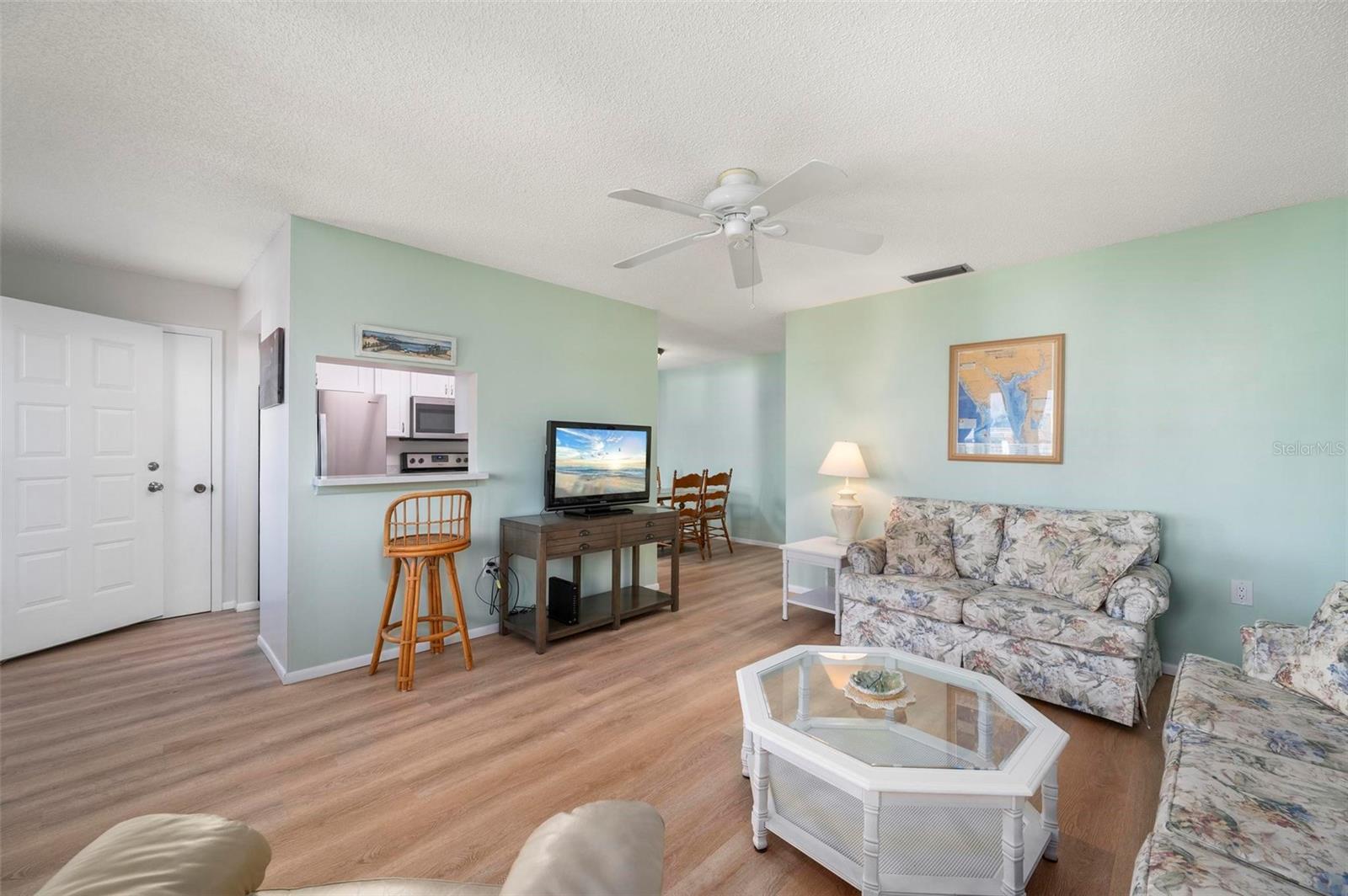 EDGEWATER VILLAGE BLDG H - Residential