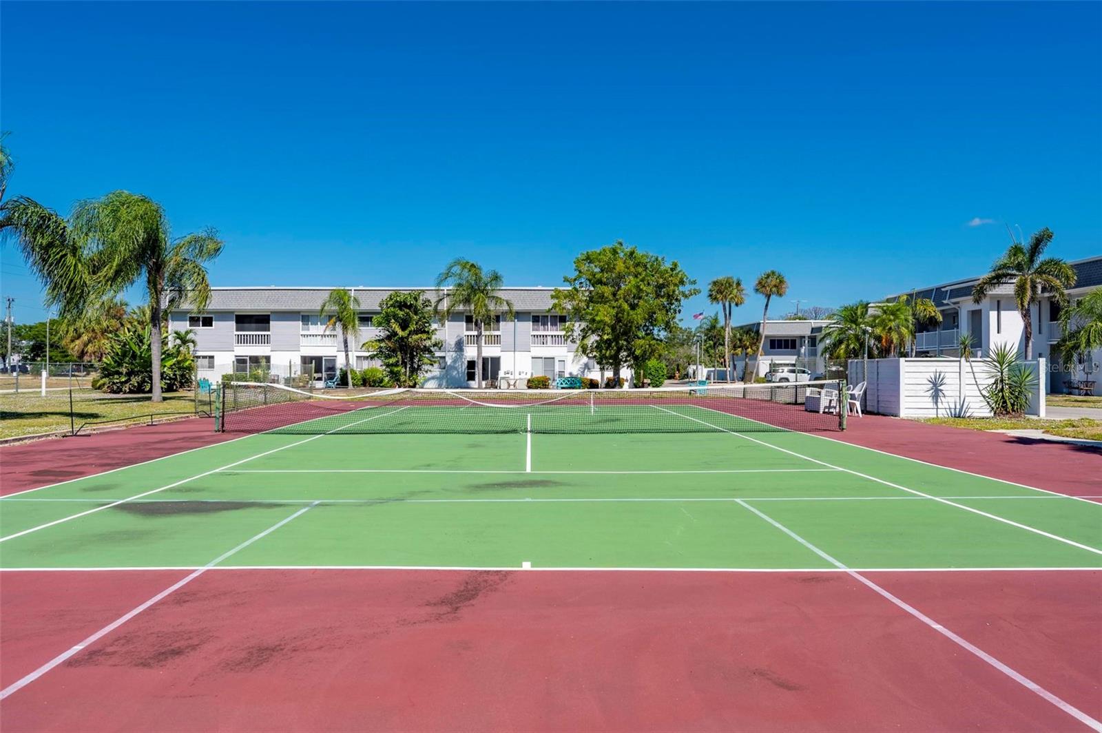 EDGEWATER VILLAGE BLDG H - Residential