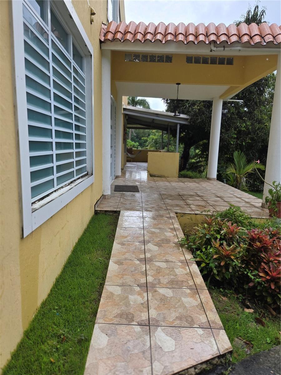 BO TRES T JIMENEZ WARD - Residential