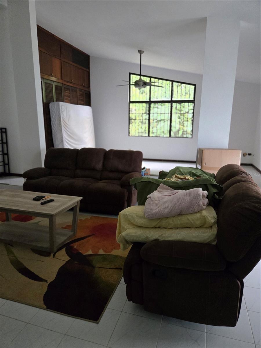 BO TRES T JIMENEZ WARD - Residential