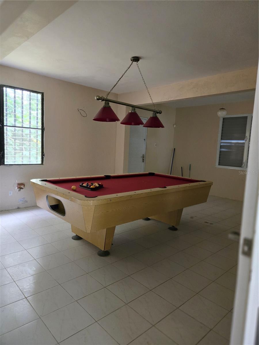 BO TRES T JIMENEZ WARD - Residential