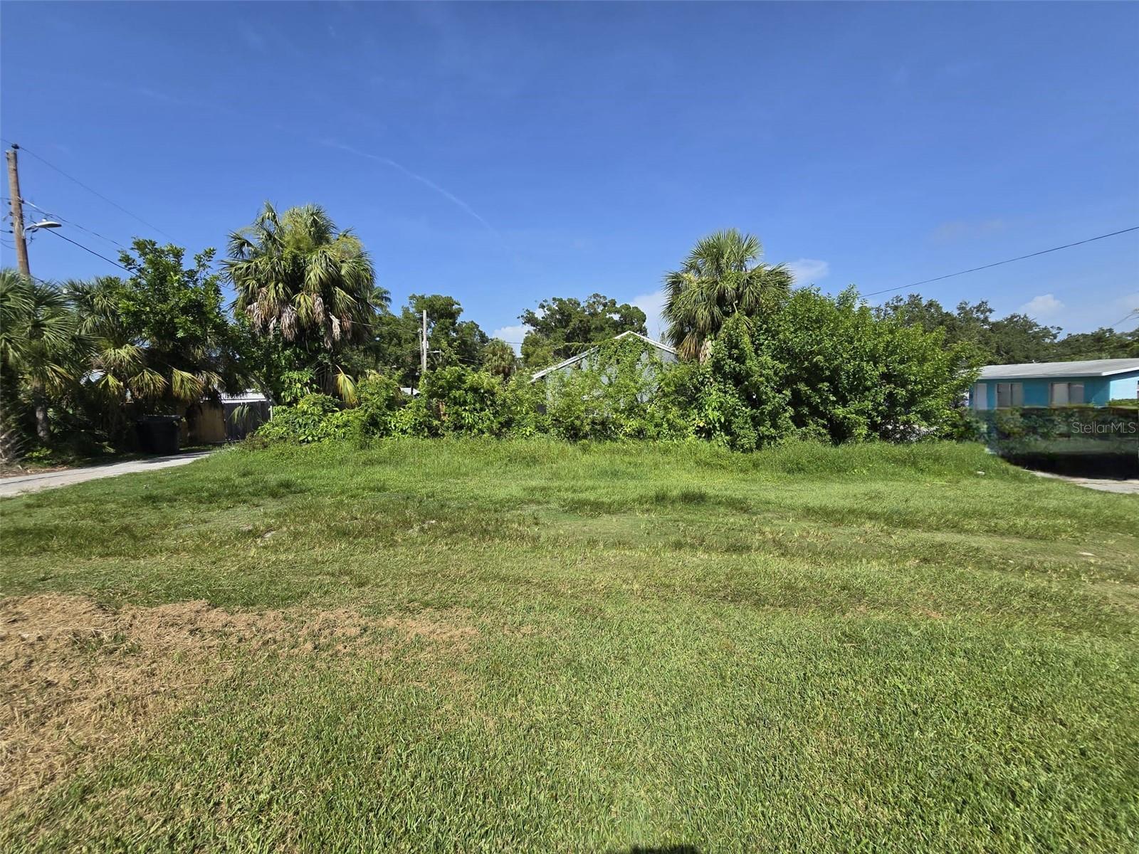 Buildable Lot! Prime Location with Potential Savings! Don’t miss this opportunity to build on a 3,206 SF lot located just off 9th St S / MLK Jr St in the heart of St. Petersburg! A previous structure was demoed in 2013, which may qualify the property for reduced impact fees—a great bonus for builders and investors. Fantastic Location: Only 4 minutes to Tropicana Field Just 8 minutes to Downtown St. Pete Close to shopping, dining, parks, and public transit Whether you're looking to build your dream home or an investment property, this lot offers incredible access to all the best St. Pete has to offer. Bring your plans and start building today! Seller is an investor and has never occupied the property.