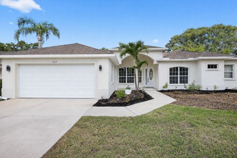 Photo of 11019 Pine Lilly Place, Lakewood Ranch, FL 34202 (MLS # O6332187)