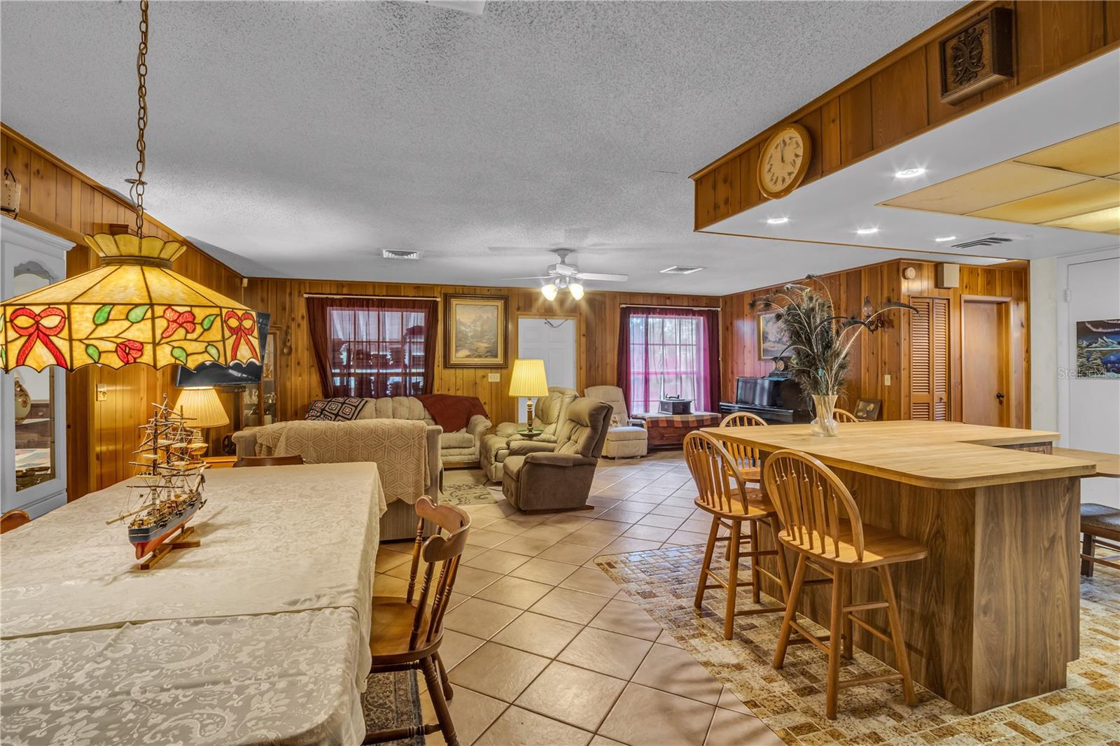 LOXAHATCHEE GROVES - Residential