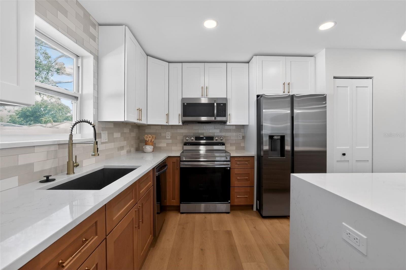 PINE HAVEN II - Residential