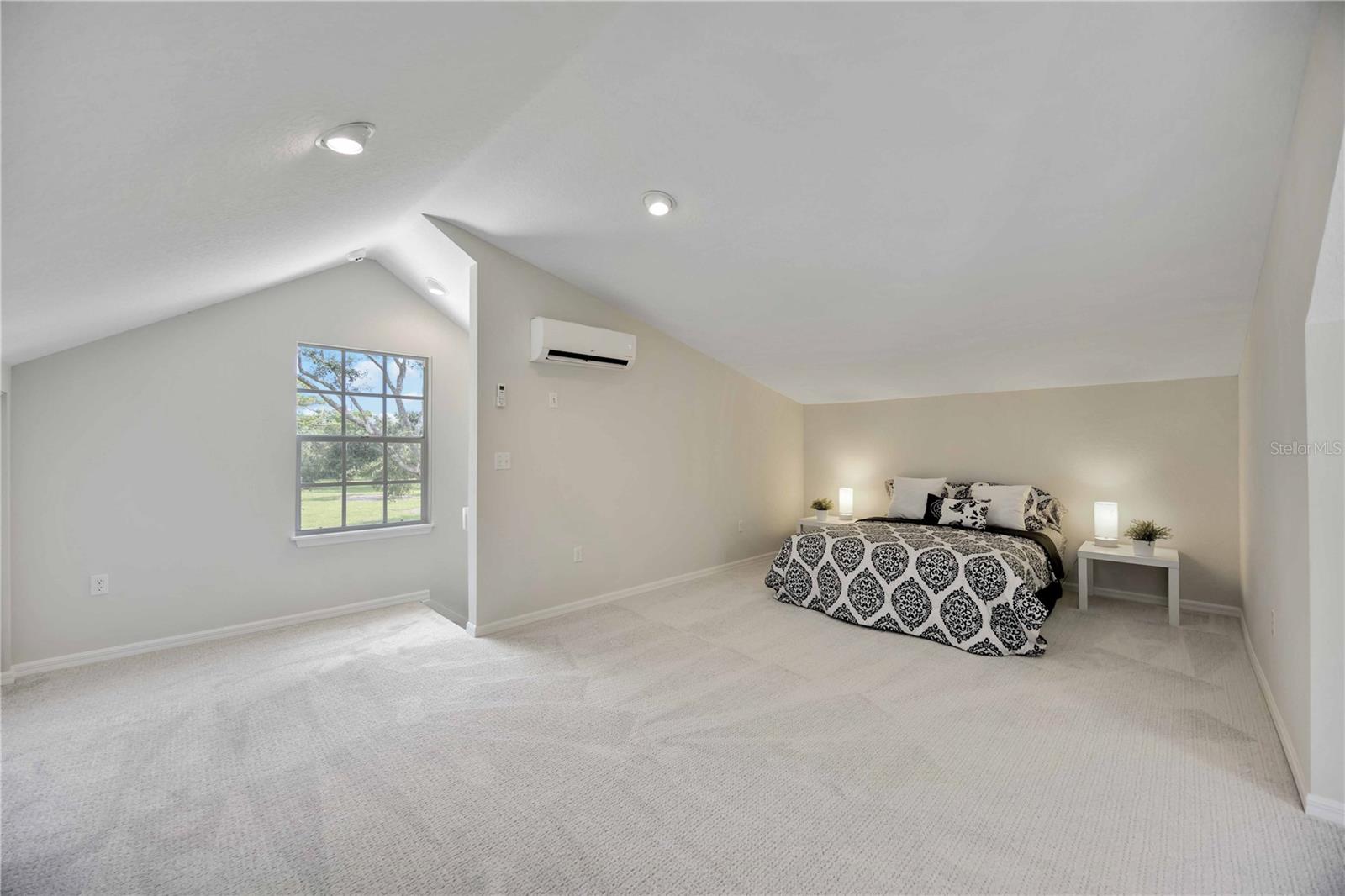 MISSION VALLEY ESTATE SEC B-1 - Residential