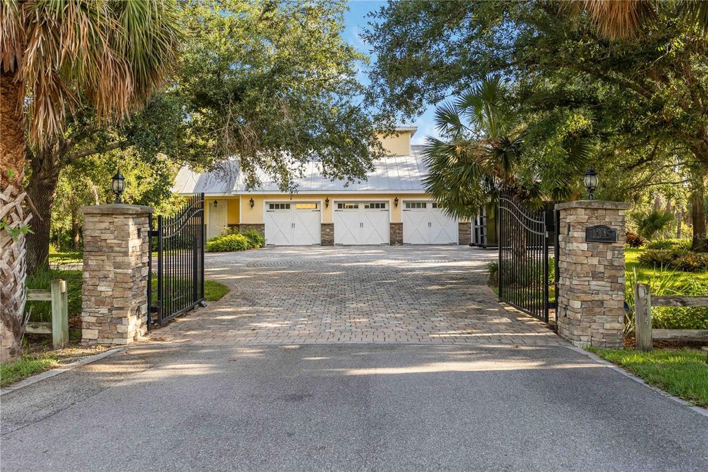 Photo of 1245 Hanoverian Circle, Nokomis, FL 34275 (MLS # A4660746)
