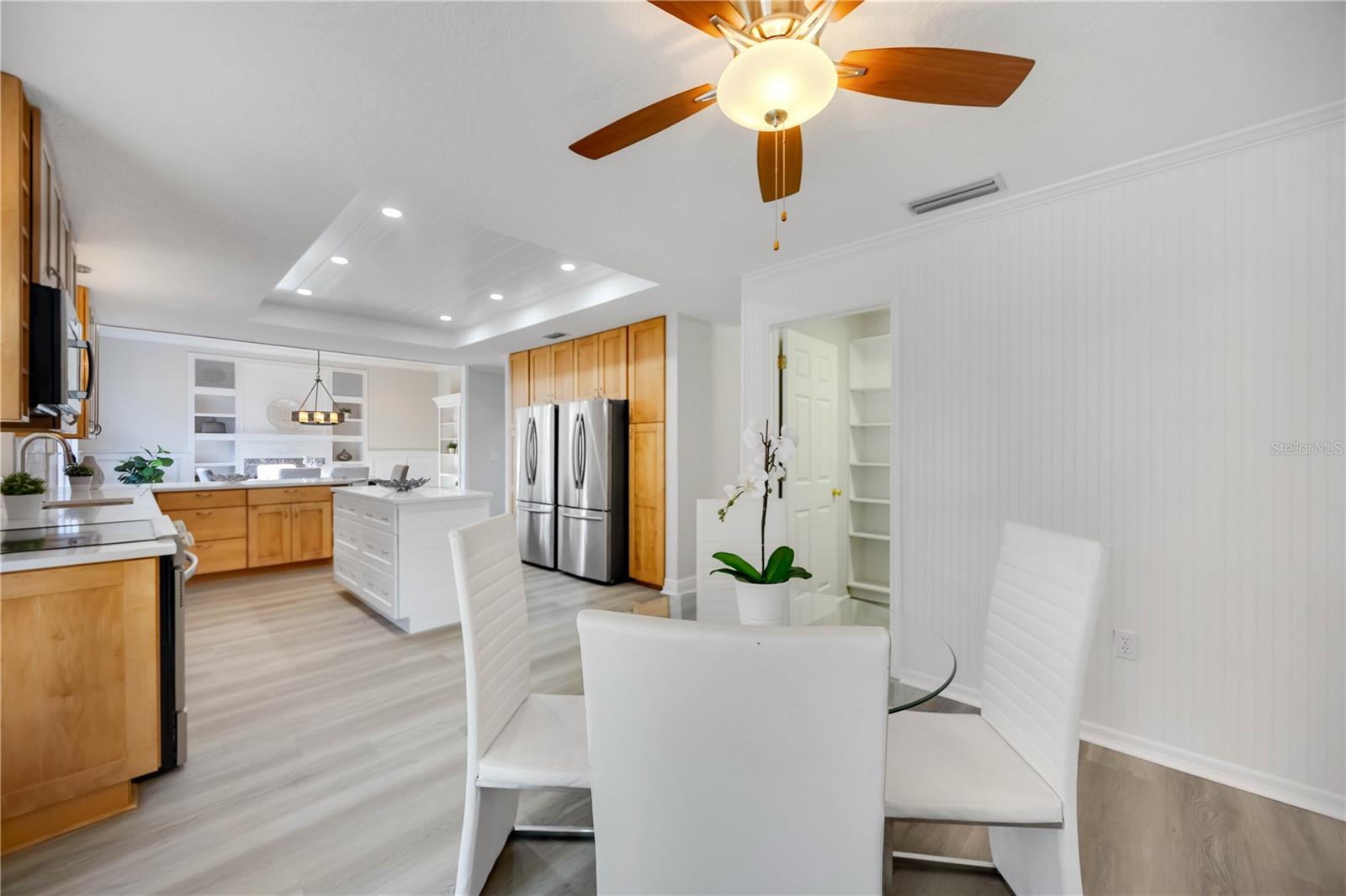 MISSION VALLEY ESTATE SEC B-1 - Residential