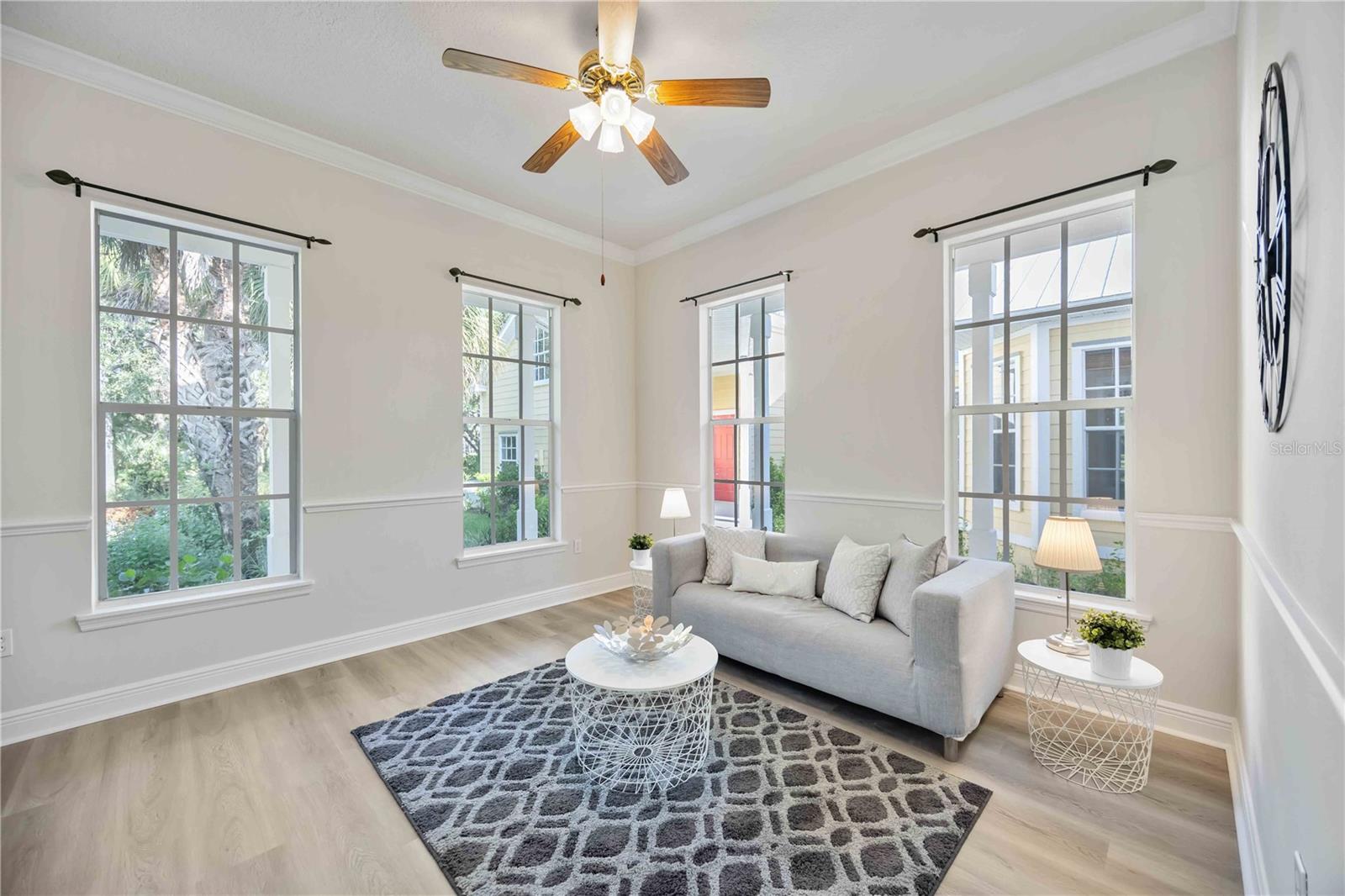 MISSION VALLEY ESTATE SEC B-1 - Residential