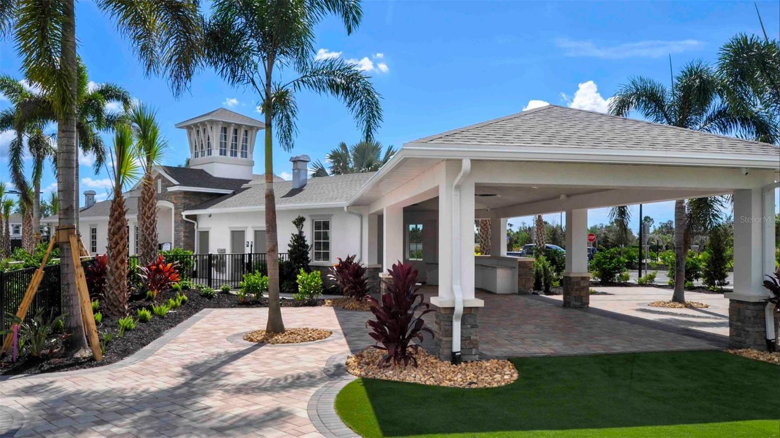 RYE CROSSING - Residential