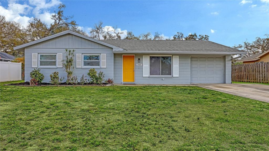 Photo of 3415 Woodmont Drive, Sarasota, FL 34232 (MLS # A4684870)