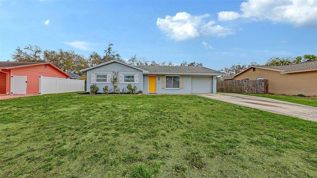 Photo of 3415 Woodmont Drive, Sarasota, FL 34232 (MLS # A4684870)