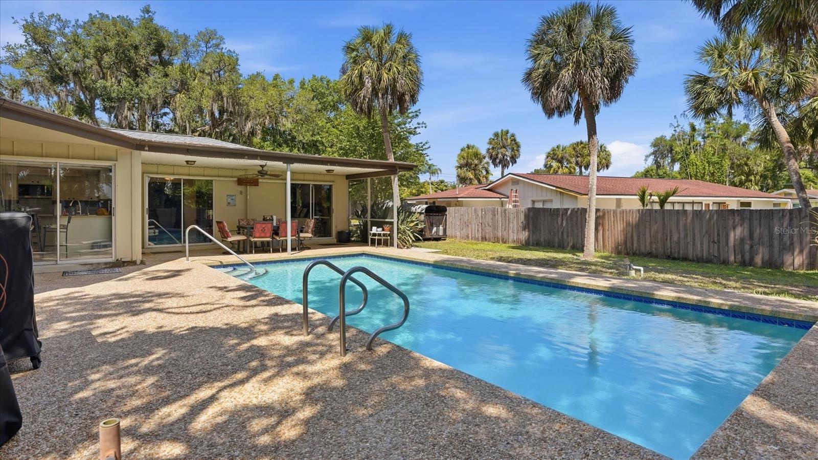 SARASOTA GOLF CLUB COLONY 4 - Residential