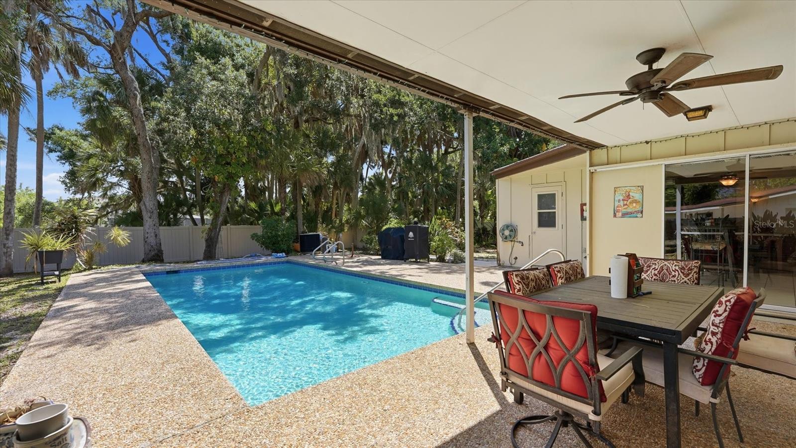 SARASOTA GOLF CLUB COLONY 4 - Residential