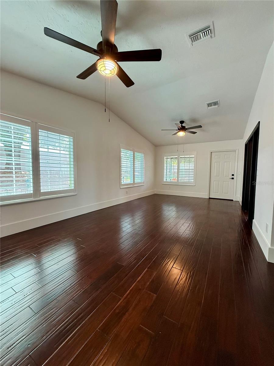 DANBURY MILL UNIT 1 - Residential